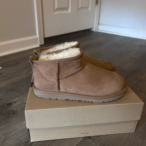 Ugg minis